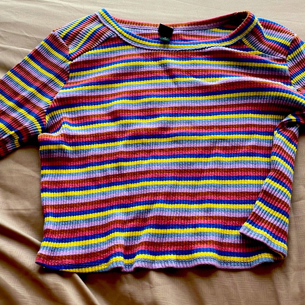 long sleeve cropped shirt!